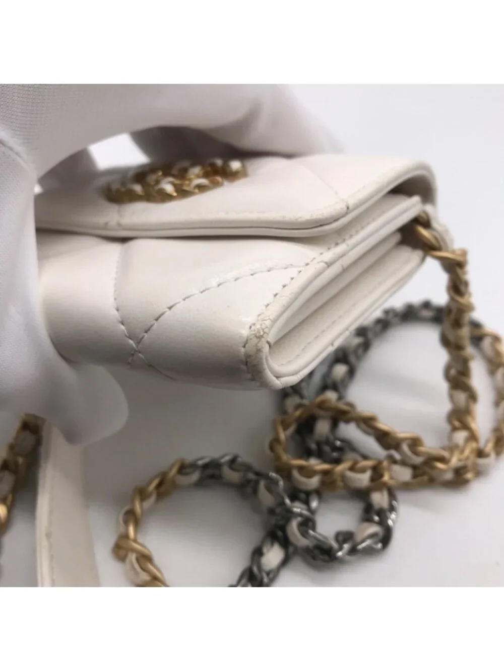 Chanel Lambskin 19 Flap Coin Purse Chain Mini Shoulder Bag Wallet Price